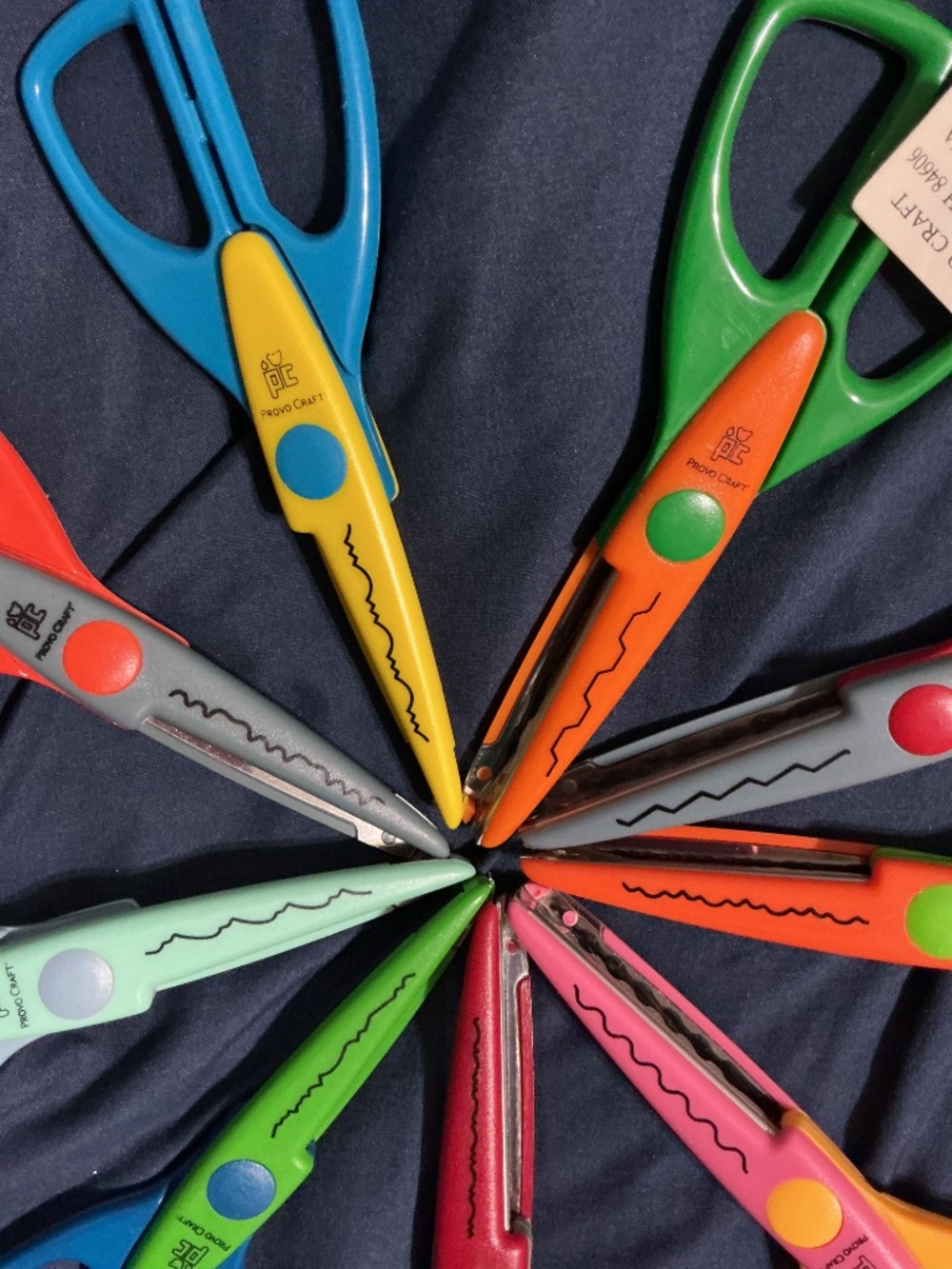 Provo Craft Decorative Edge Scissors Lot of 9 Scrapbooking ✂️ - Picture 4 of 7